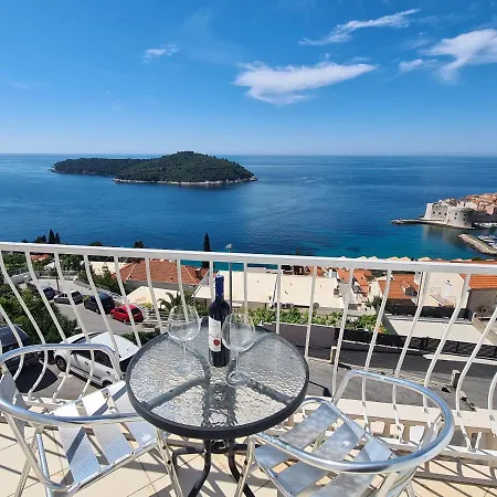 Panoramic Sea And Old Town View Apartament