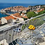 Panoramic Sea And Old Town View Ντουμπρόβνικ
