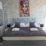 Panoramic Sea And Old Town View Apartman *