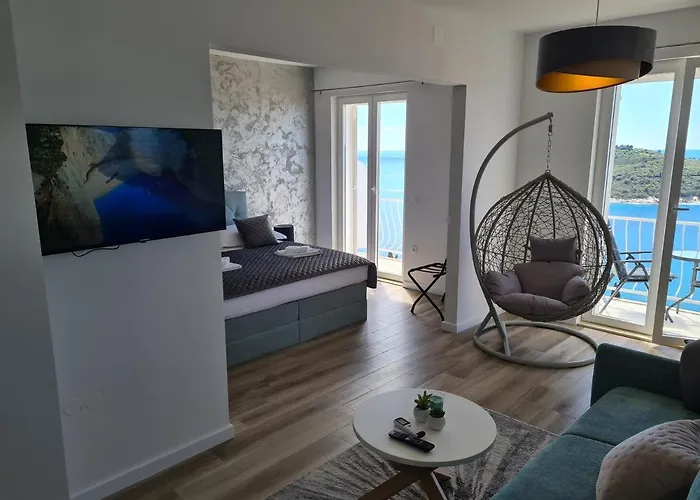 Panoramic Sea And Old Town View Lejlighed