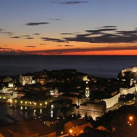 Panoramic Sea And Old Town View 아파트 *